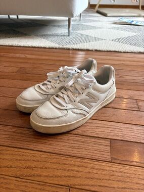 New Balance Cream Leather Low-Top Sneakers